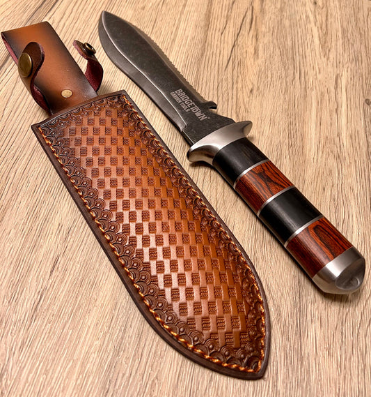 The Importance of a Hori Hori Knife Sheath
